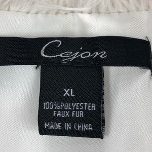 Cejon Jackets & Coats - Cejon Shaggy Faux Fur Vest Women’s XL Cejon Jackets & Coats - Cejon Shaggy Faux Fur Vest Women’s XL